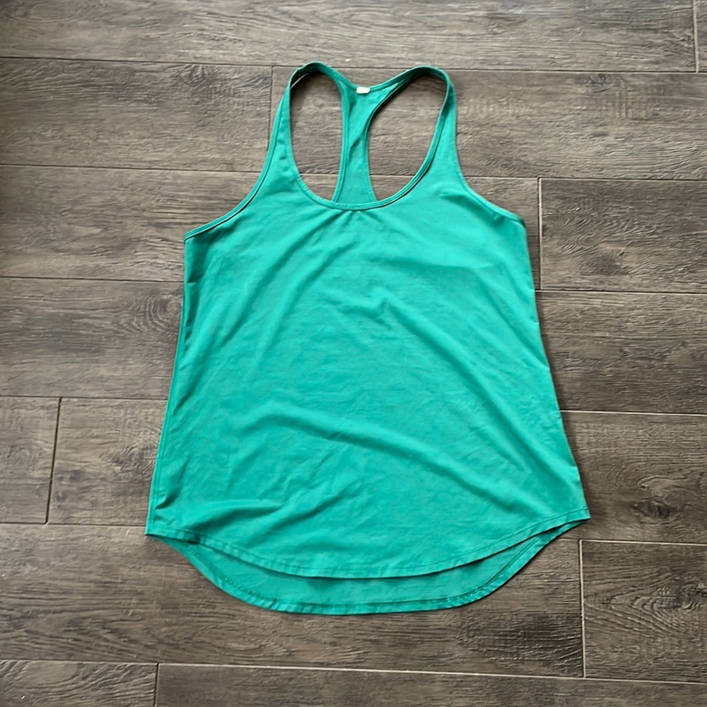 EUC Lululemon tank🍋